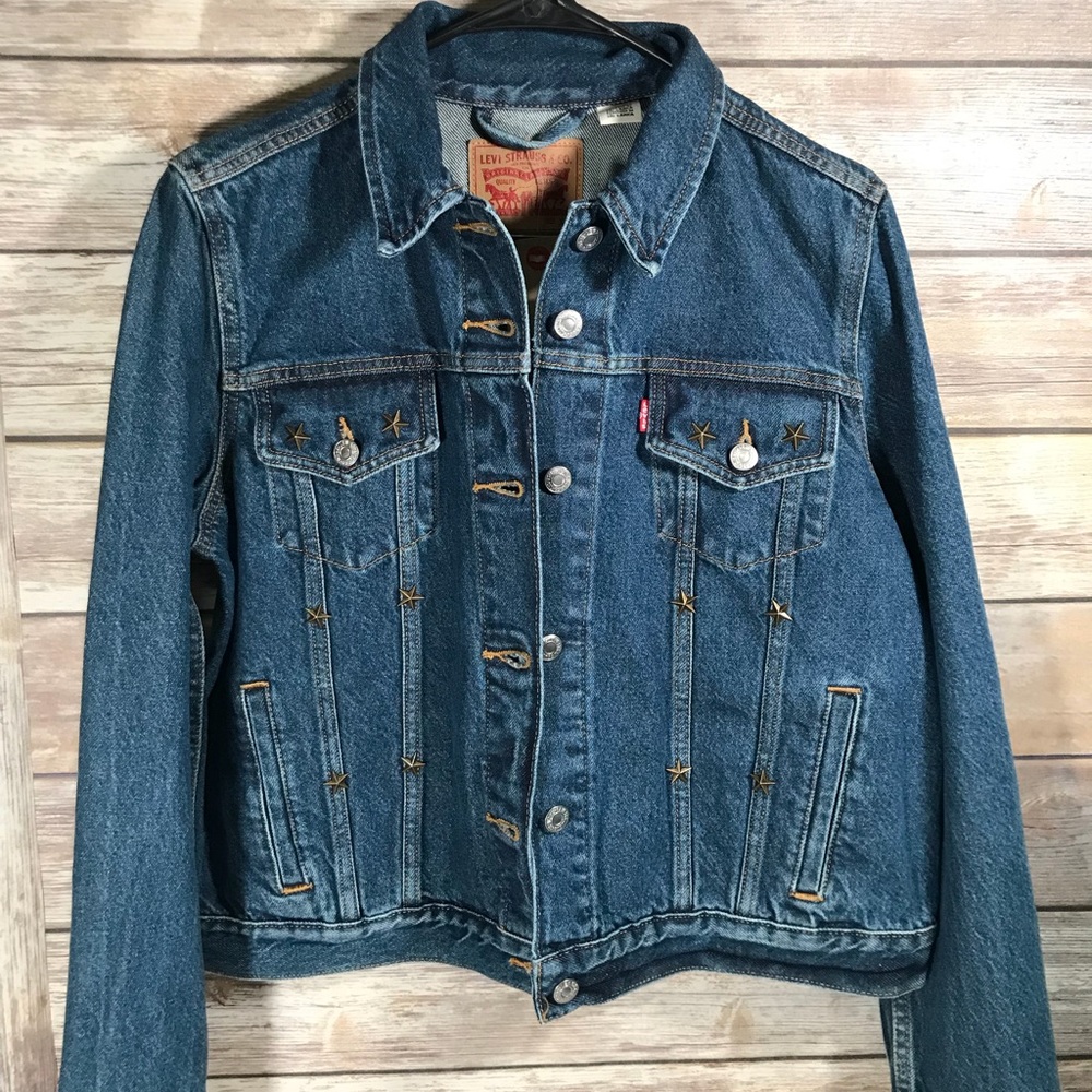 Levi’s XL women’s Jean jacket with metal stars NWT